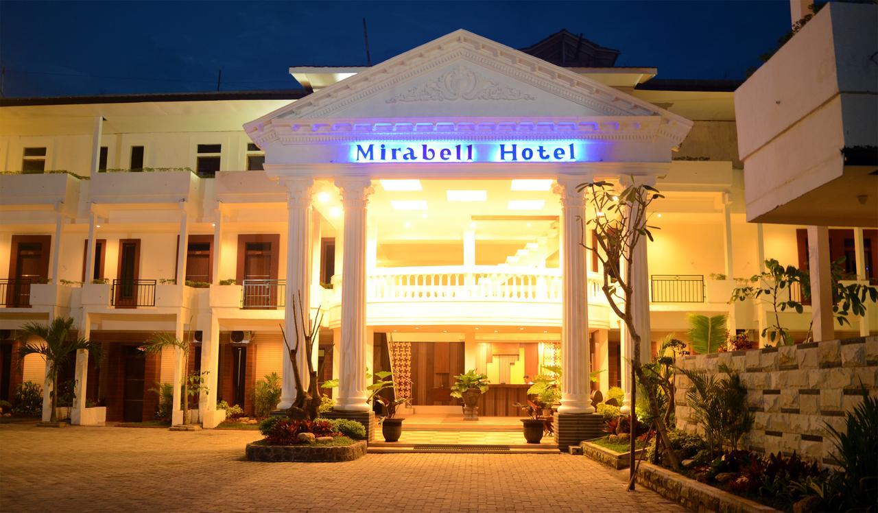 Mirabell Hotel & Convention Hall Malang Exteriör bild